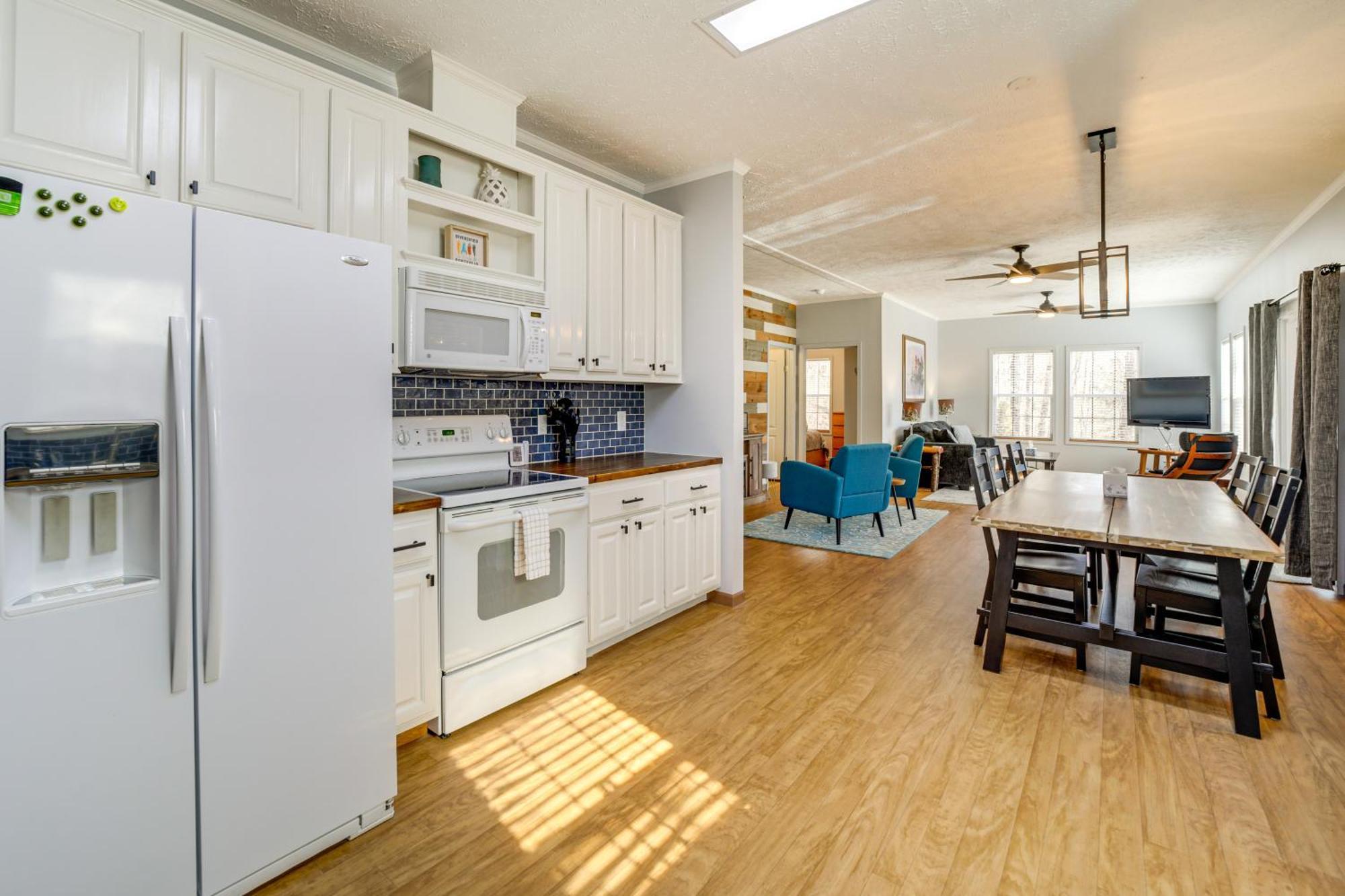Lakeside Cashiers Cabin With Private Boat Dock! Cullowhee Екстериор снимка